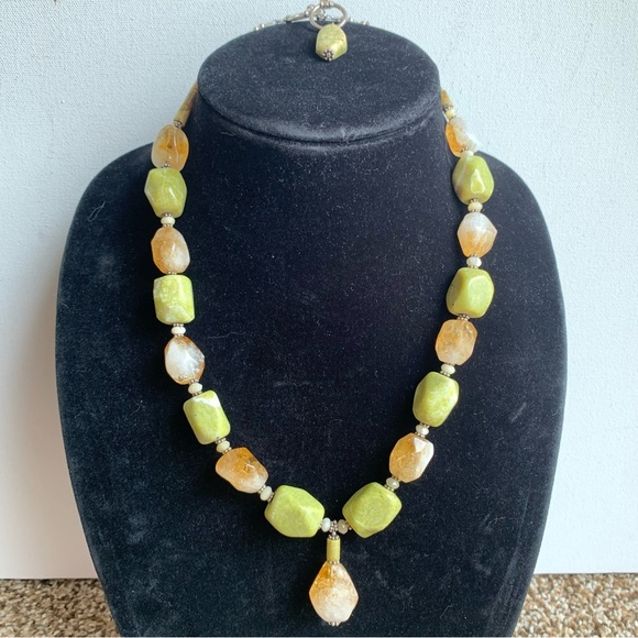 Vintage Chunky Gemstone Necklace Yellow Citrine Crystals Green Serpentine 24" - Picture 3 of 13